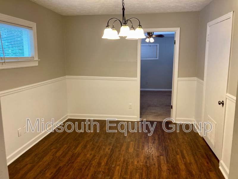 54 Monroe Ave – photo 5