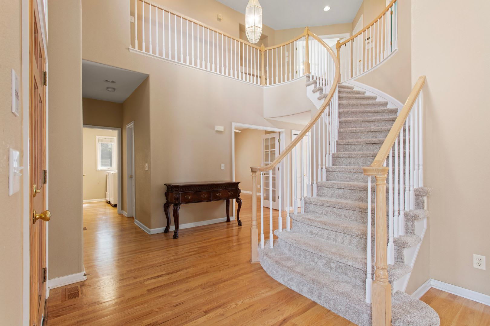 Executive Rock Creek Home 5Bd 4 5Ba Close To Trails And So Much More 750 Per Month Off Advertised Rent Price – photo 3