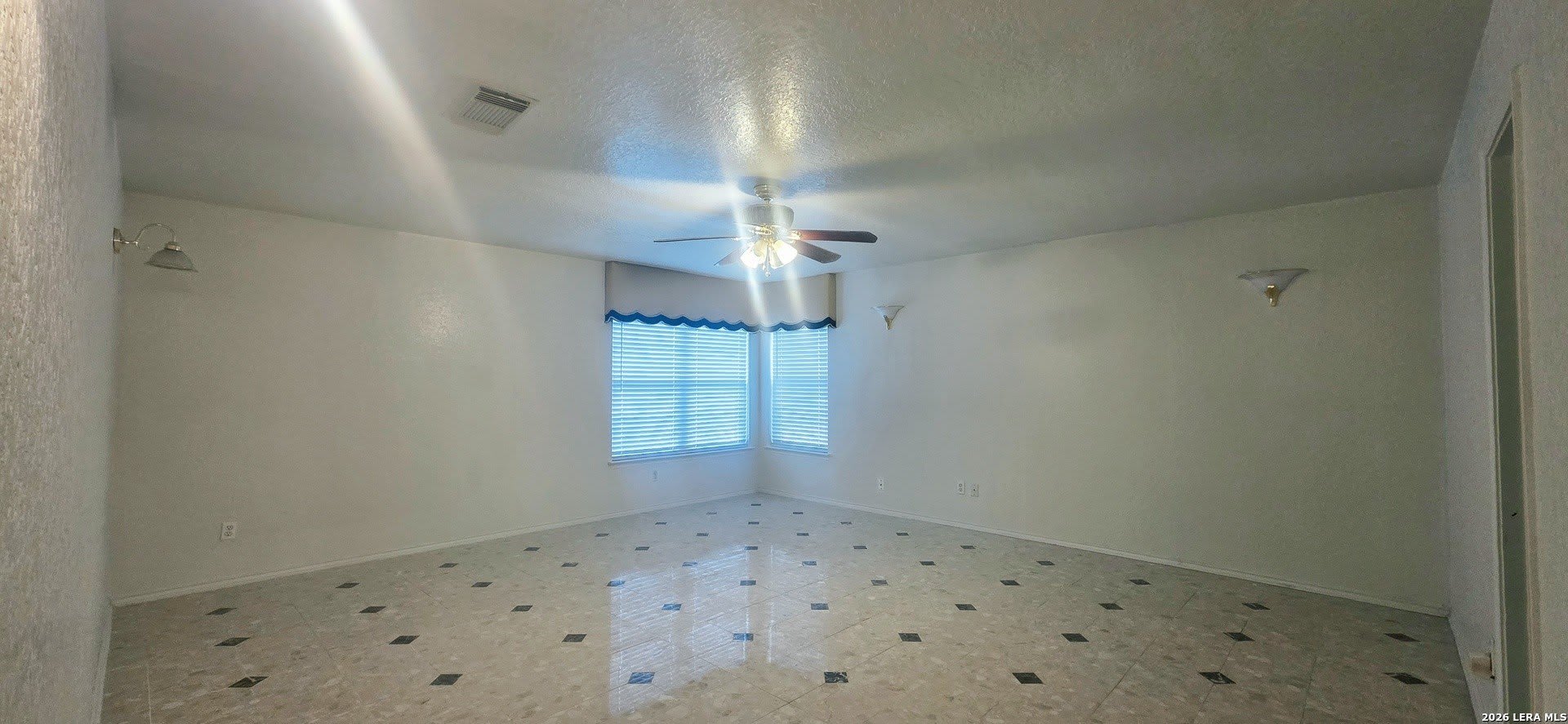 5707 Lovett Oaks – photo 3