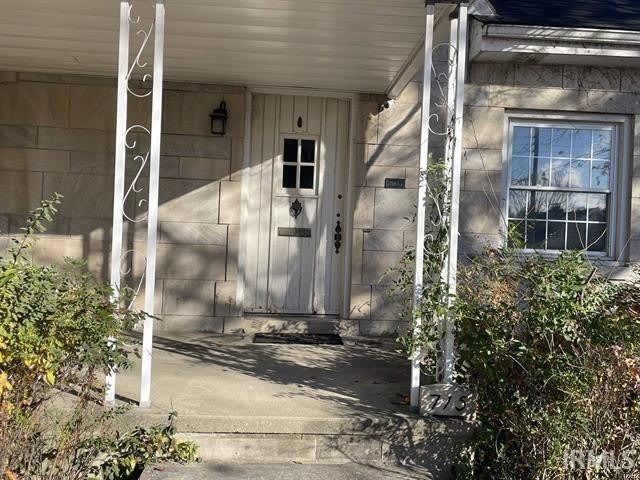 715 S Henderson Street – photo 2