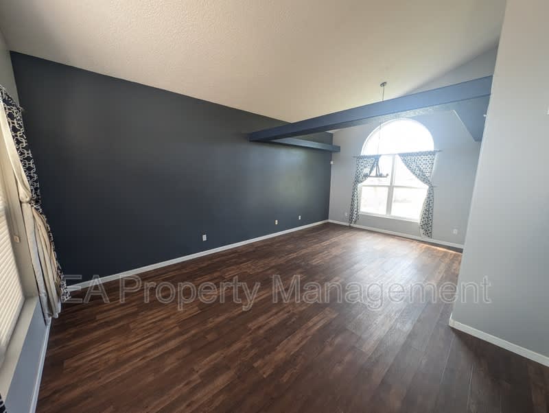 4800 Sherry Ann Rd Nw – photo 2