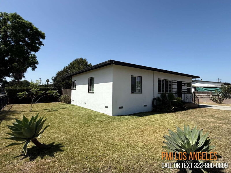 928 East 102nd Street – photo 3