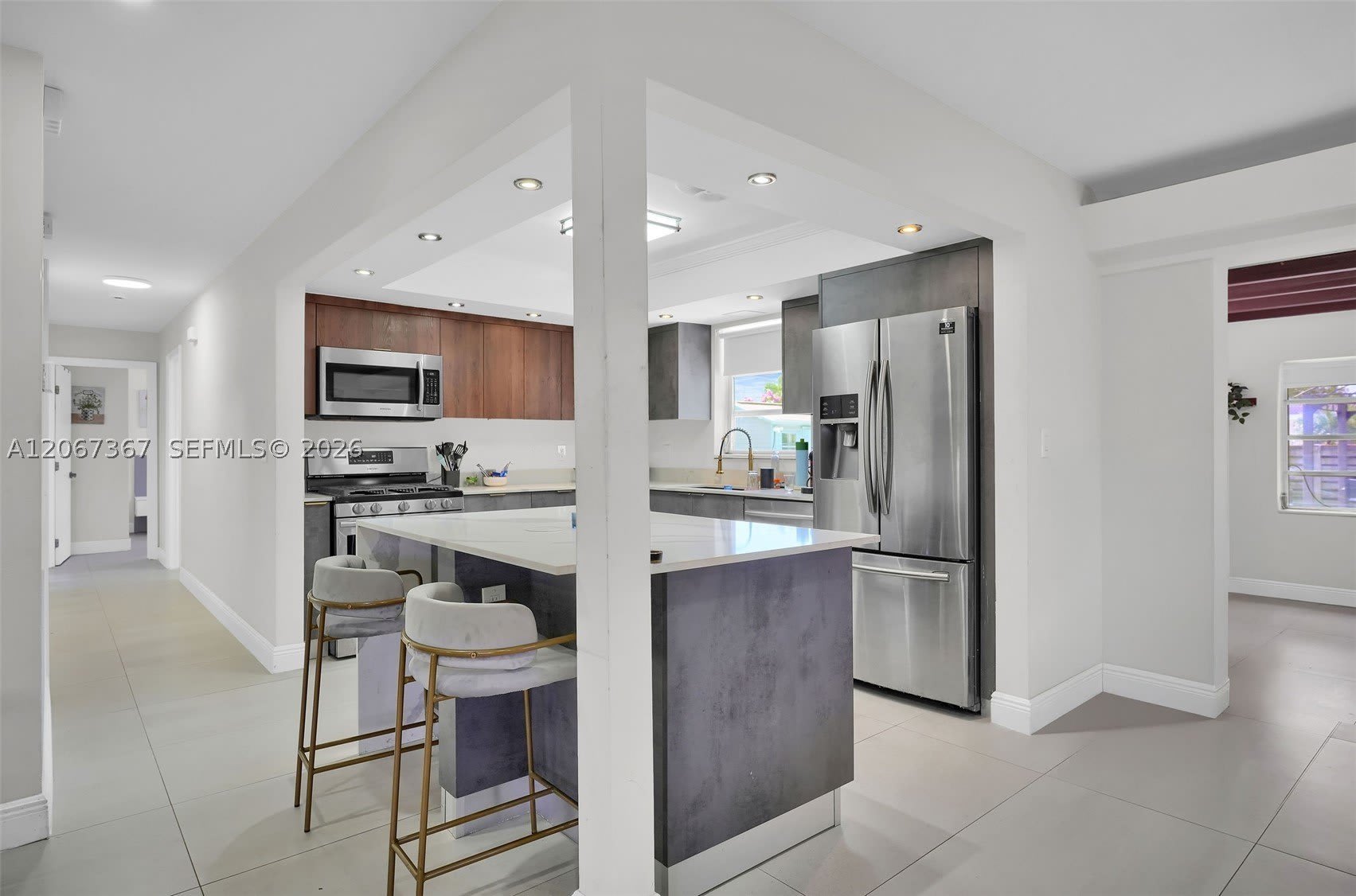 3338 Cleveland St – photo 3