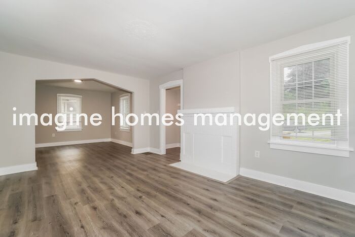 1008 8th Street – photo 3