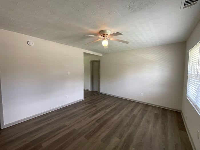 8919 Yarmouth Drive – photo 5