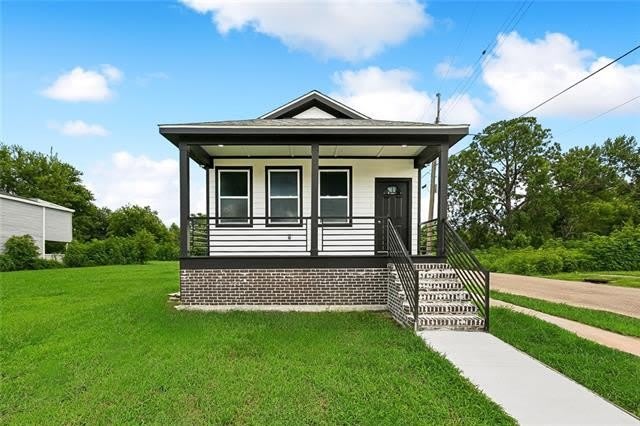 1901 TUPELO Street – photo 2