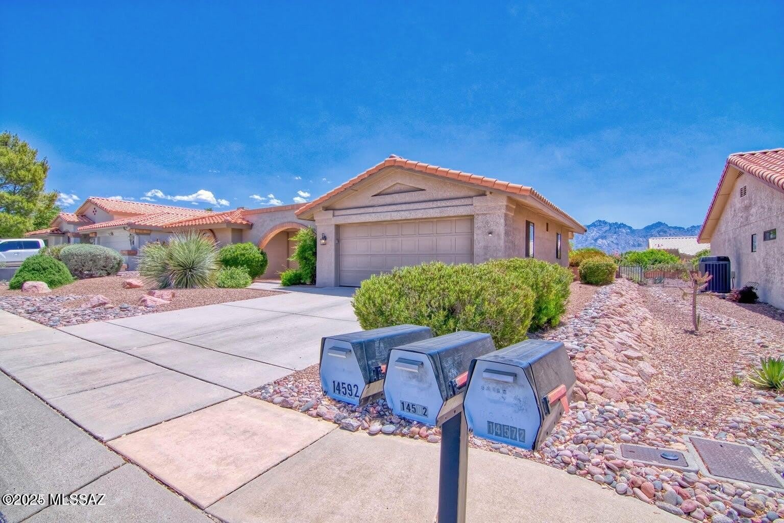 14582 N Alamo Canyon Drive – photo 3