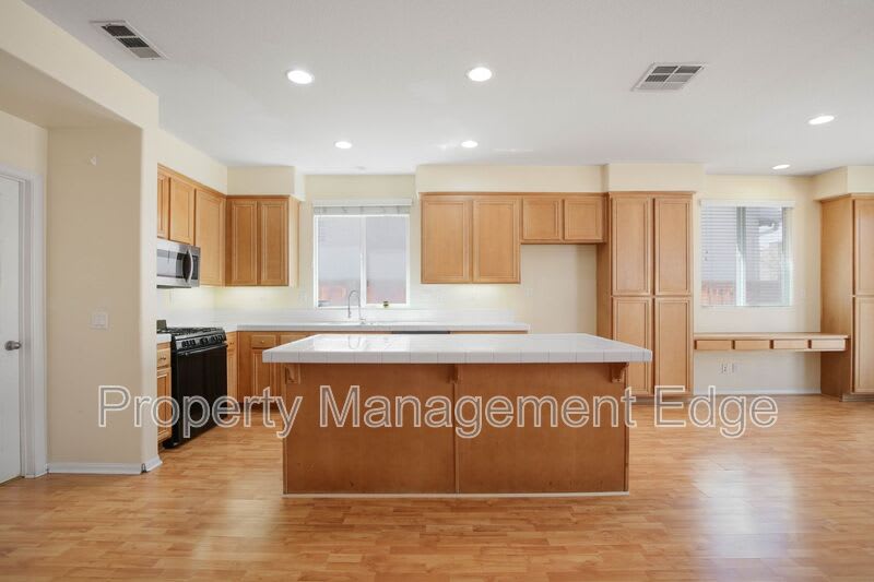 1417 Veronica Trail – photo 5