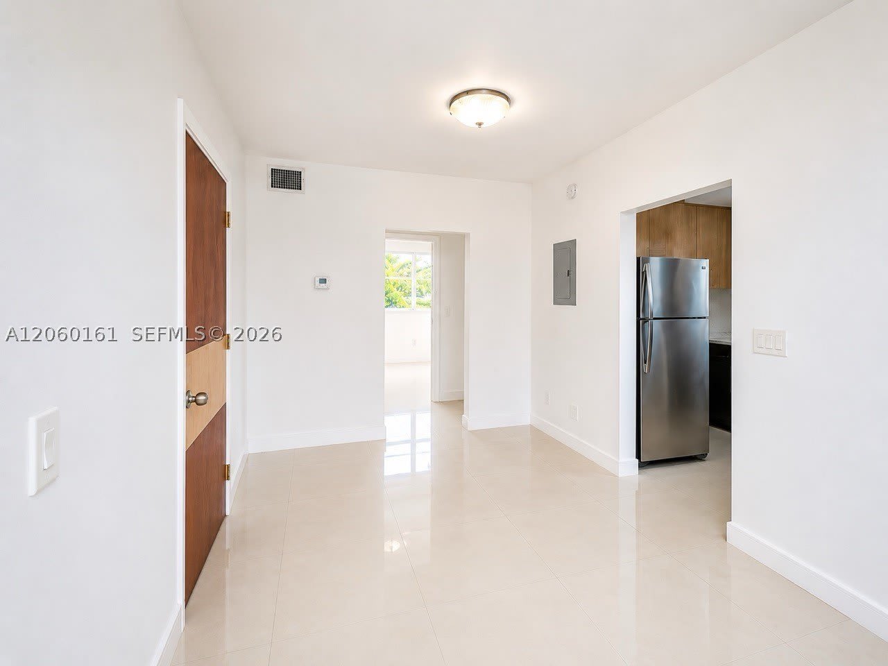 1025 94th St – photo 3