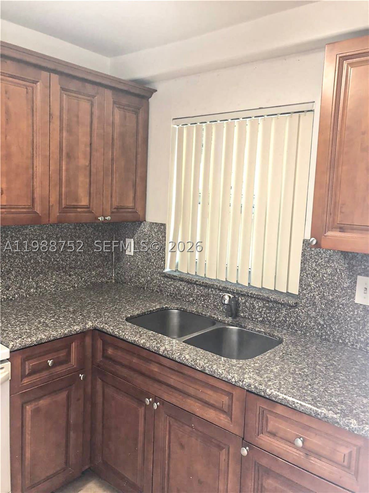 4415 W 10Th Ln – photo 5