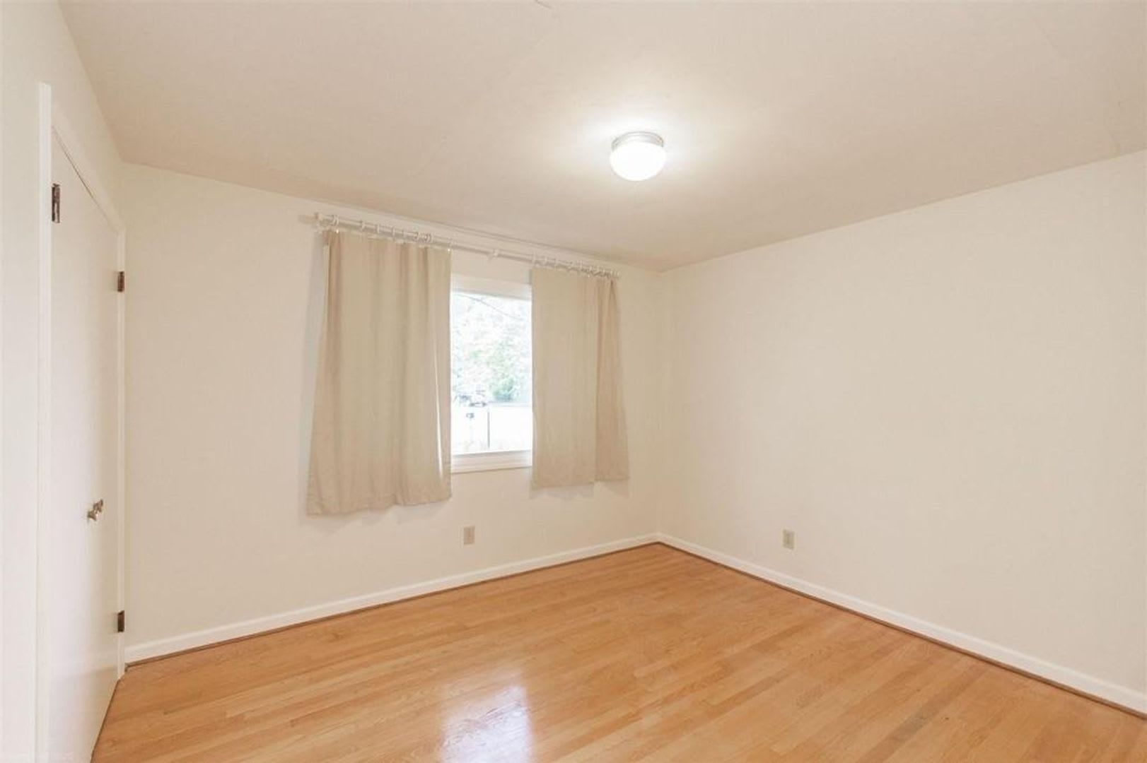 3 Bedroom 3 Bath House – photo 2