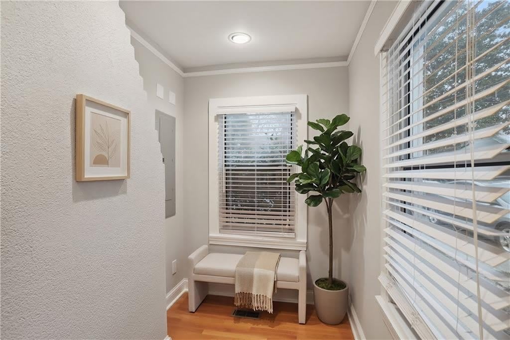 99 Bates Avenue NE – photo 5