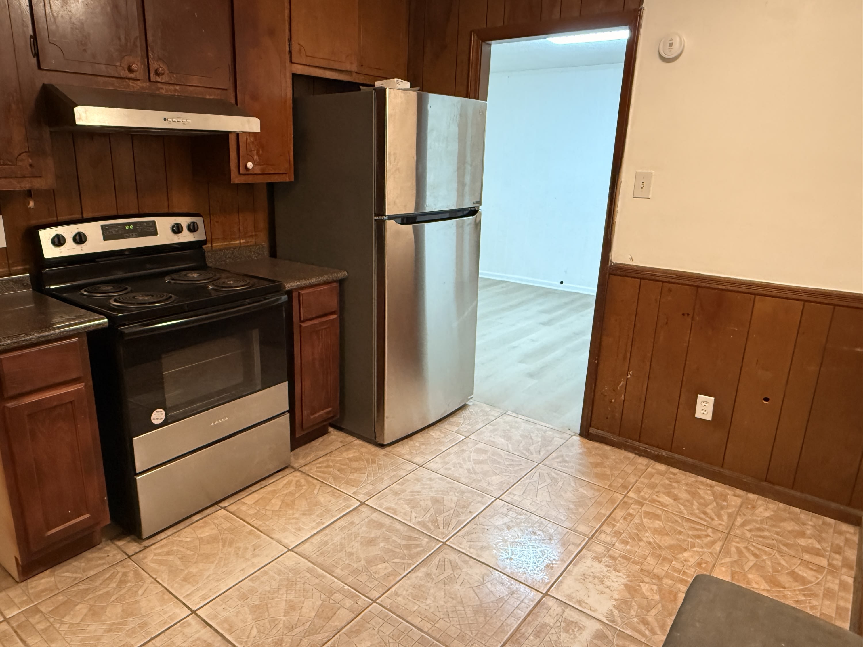 3633 Woodley Road – photo 5