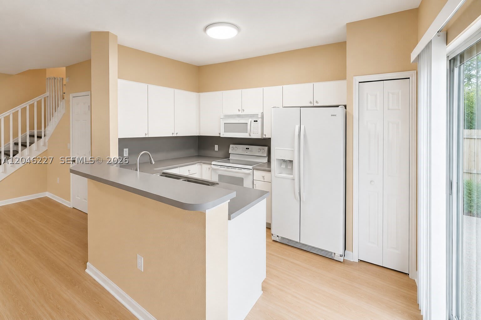 8526 NW 107th Psge – photo 1