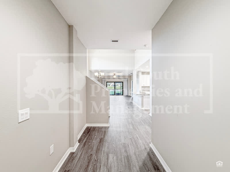 3389 Cup Drive – photo 2
