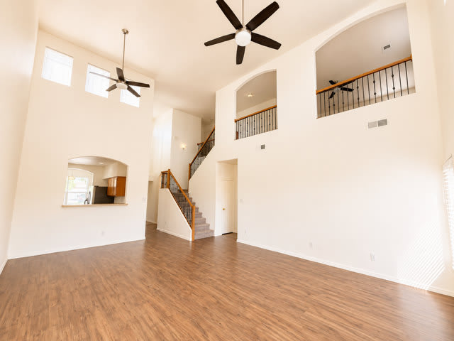 2067 Violeta Circle Southeast – photo 4