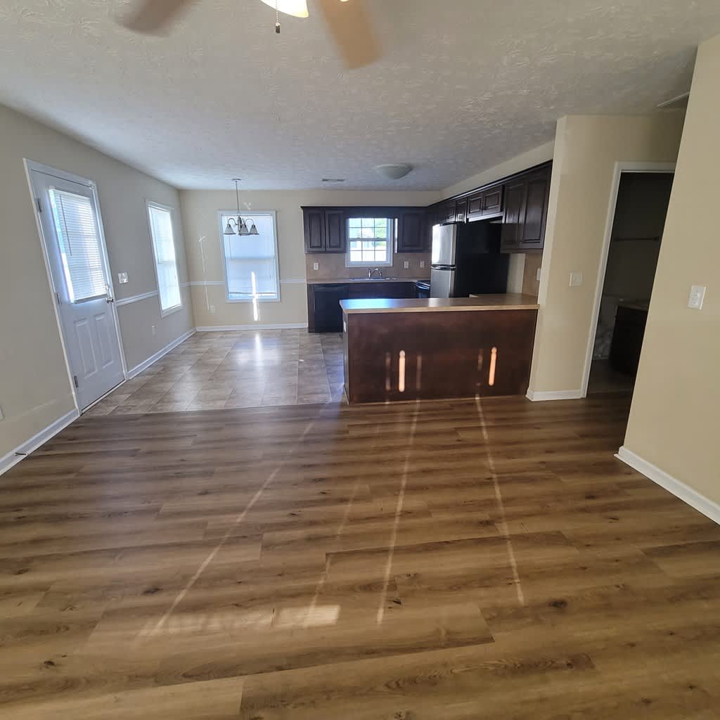 815 Mill Pond Dr. – photo 2