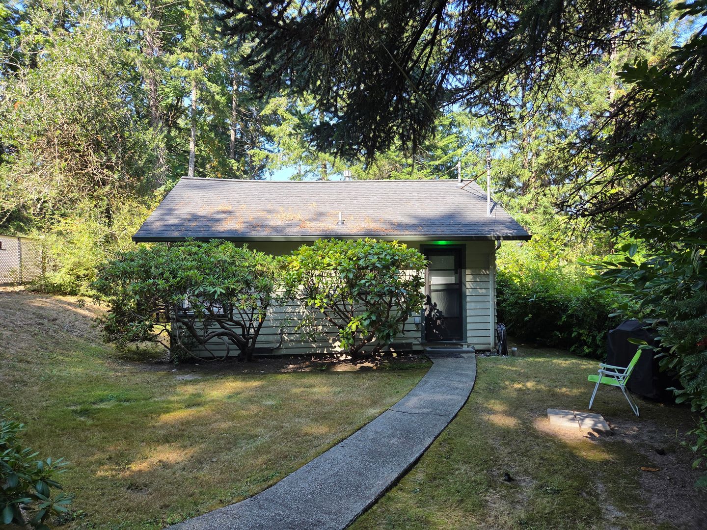 Charming Boston Harbor Cottage – photo 2