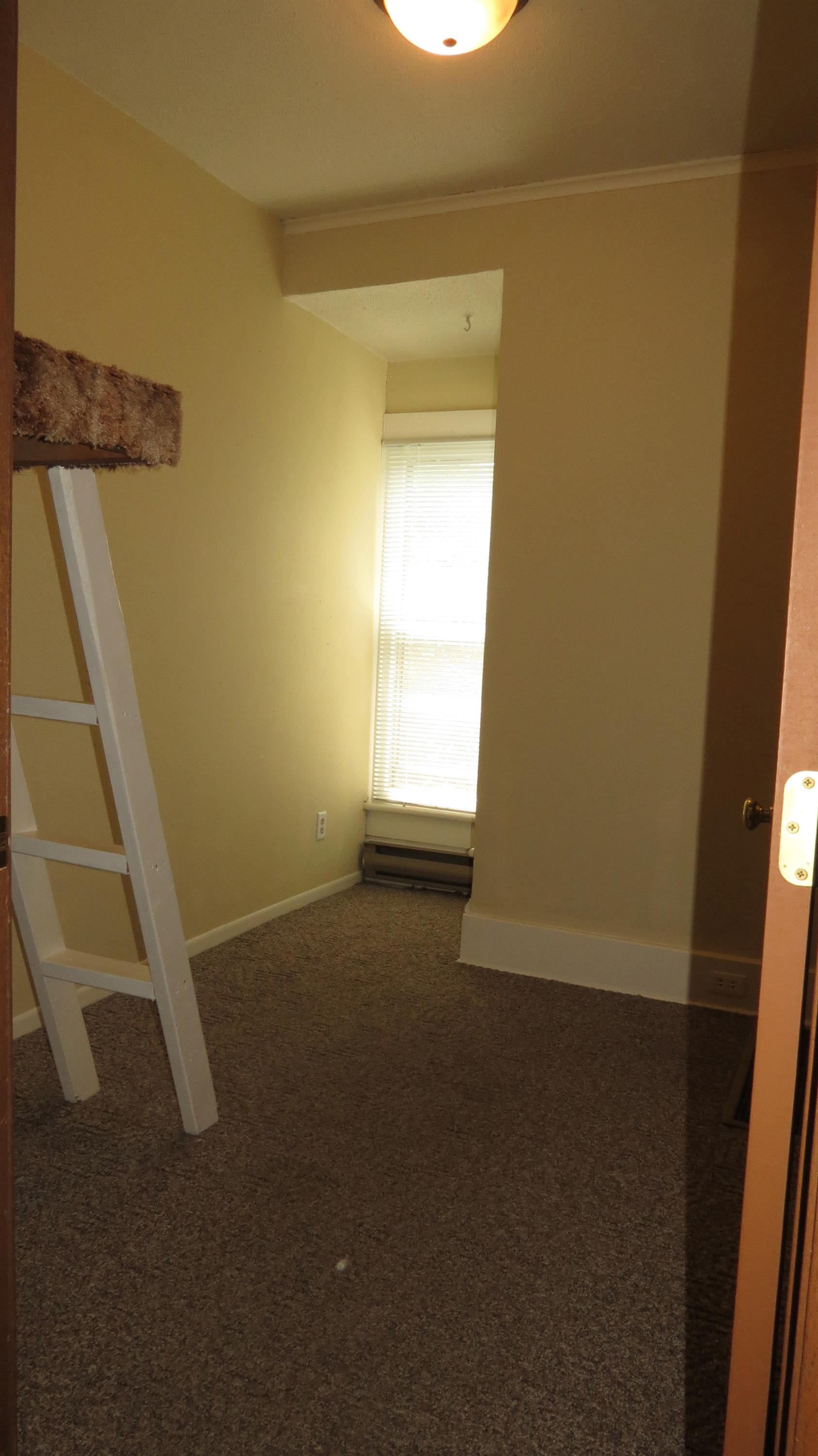 402 Lincoln Avenue – photo 5