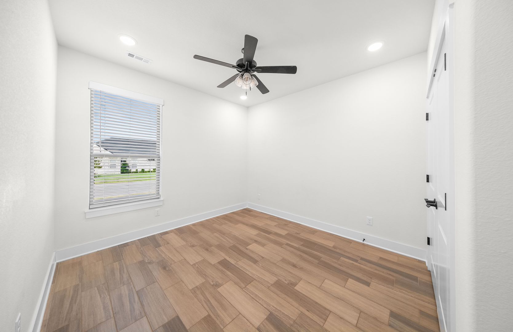 Rental in Bentonville School District – photo 3