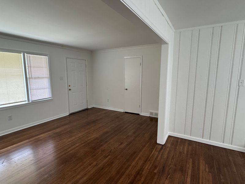 3921 Royal Oaks Dr – photo 5