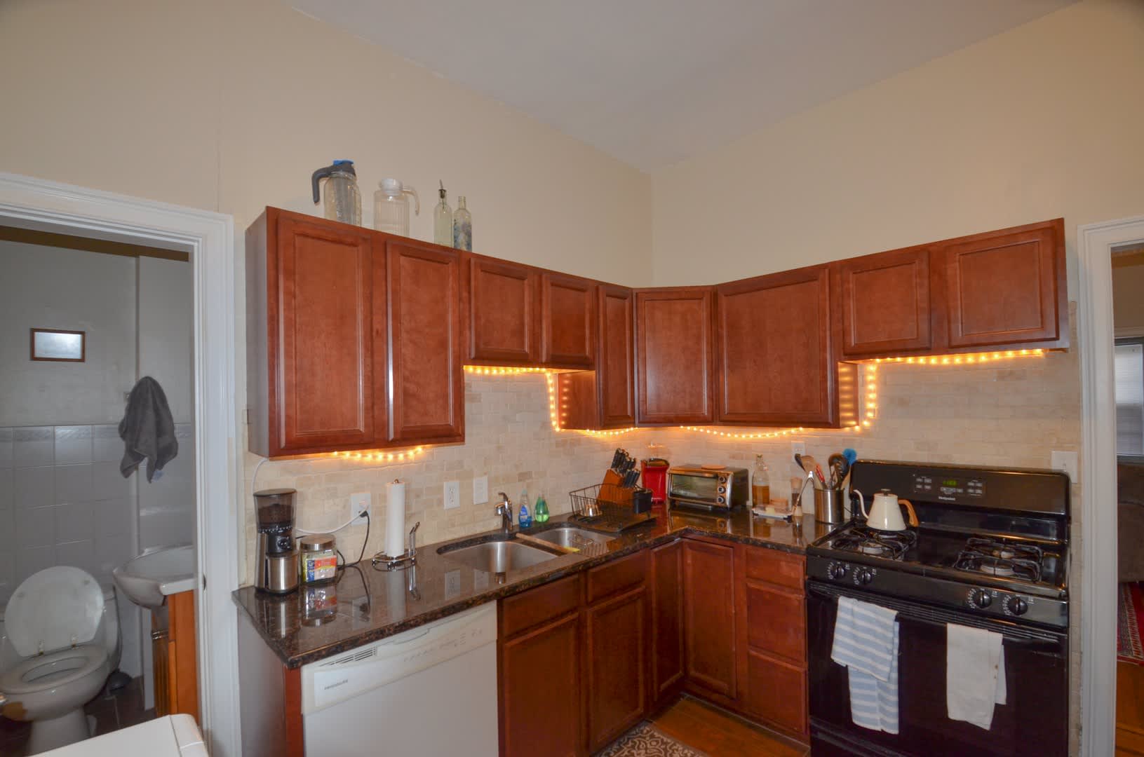 40 Bowen Street – photo 4