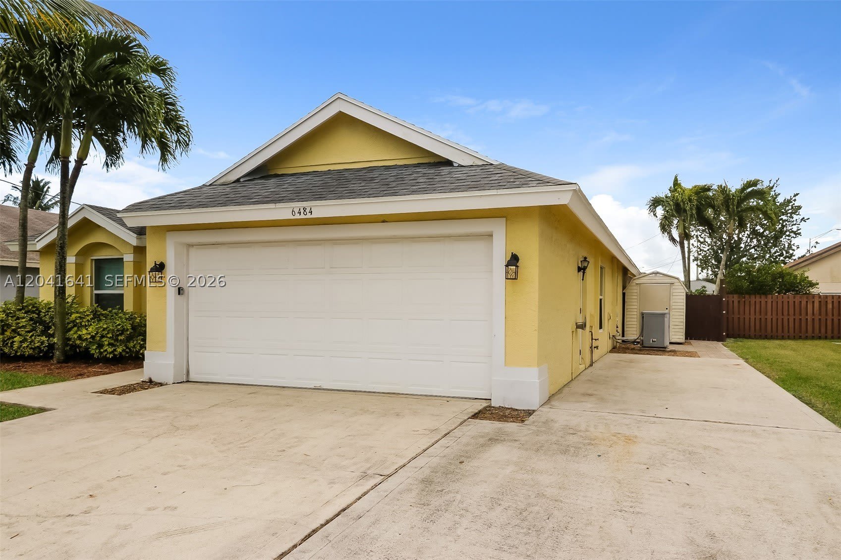 6484 Robinson St – photo 3