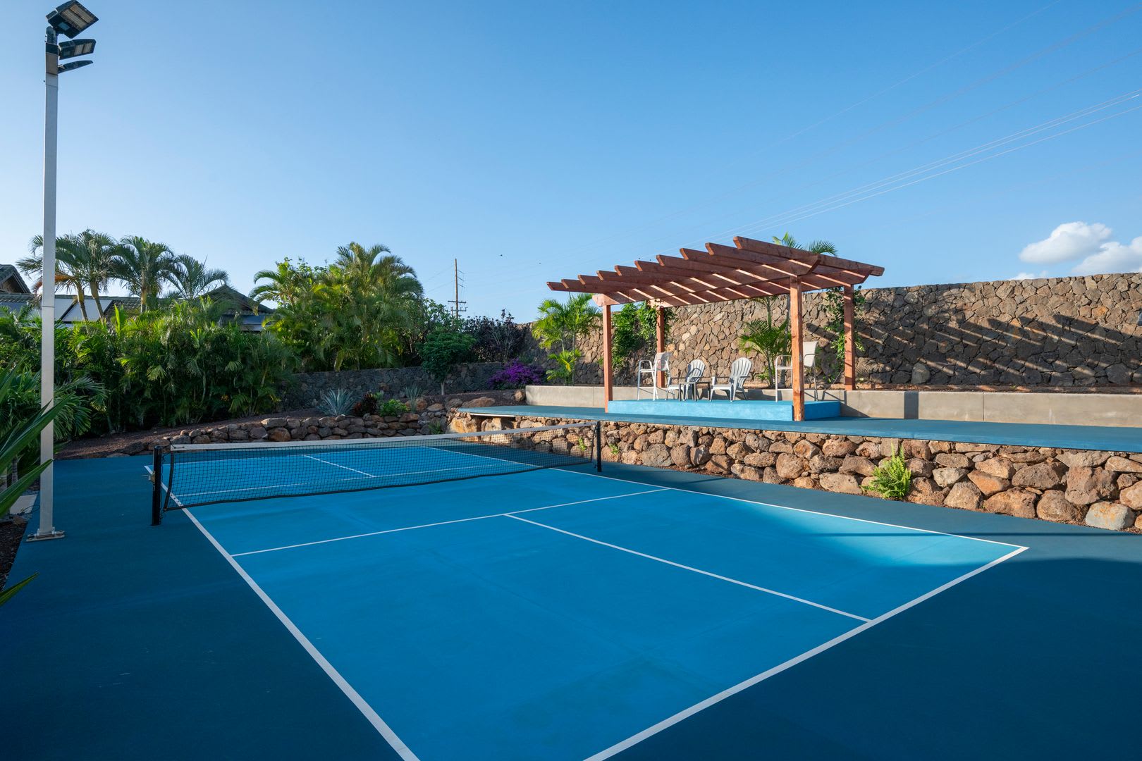 Lanikeha Six Bedroom Estate with Private Pickleball Court & Elevator – photo 2