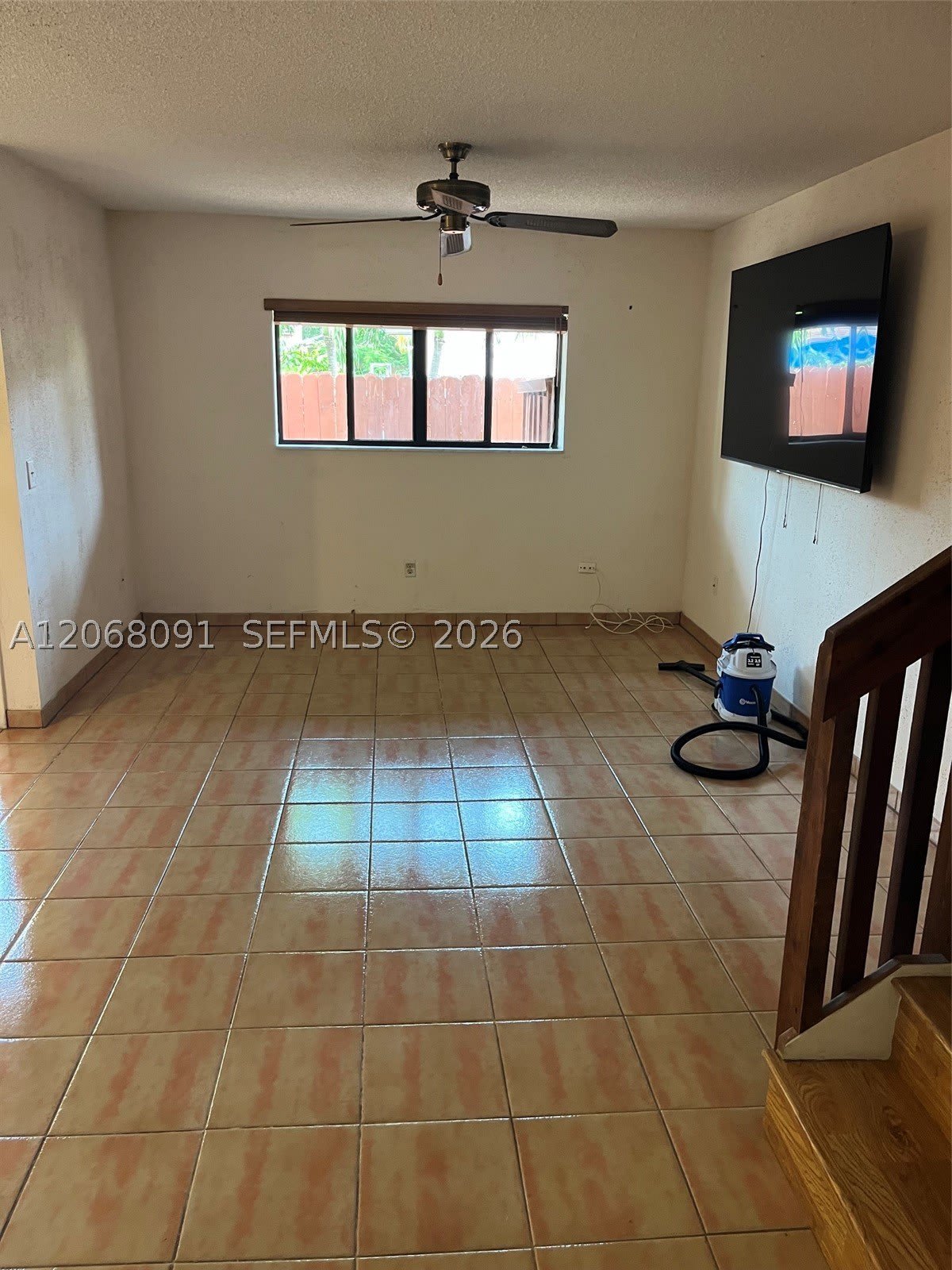463 SE 14th St – photo 1