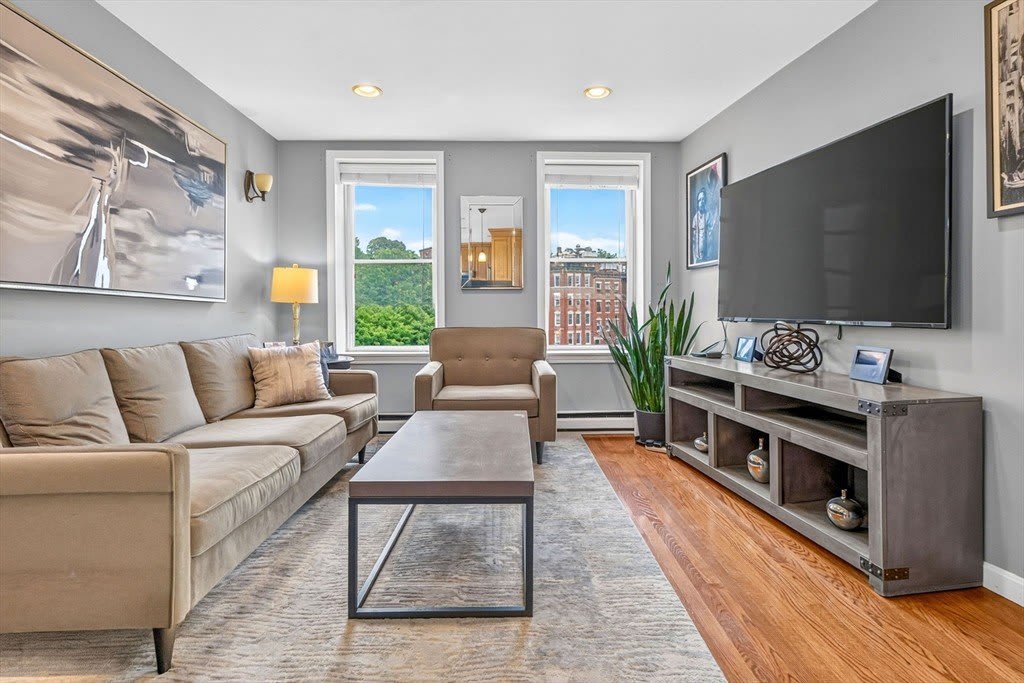138 Prince St – photo 2