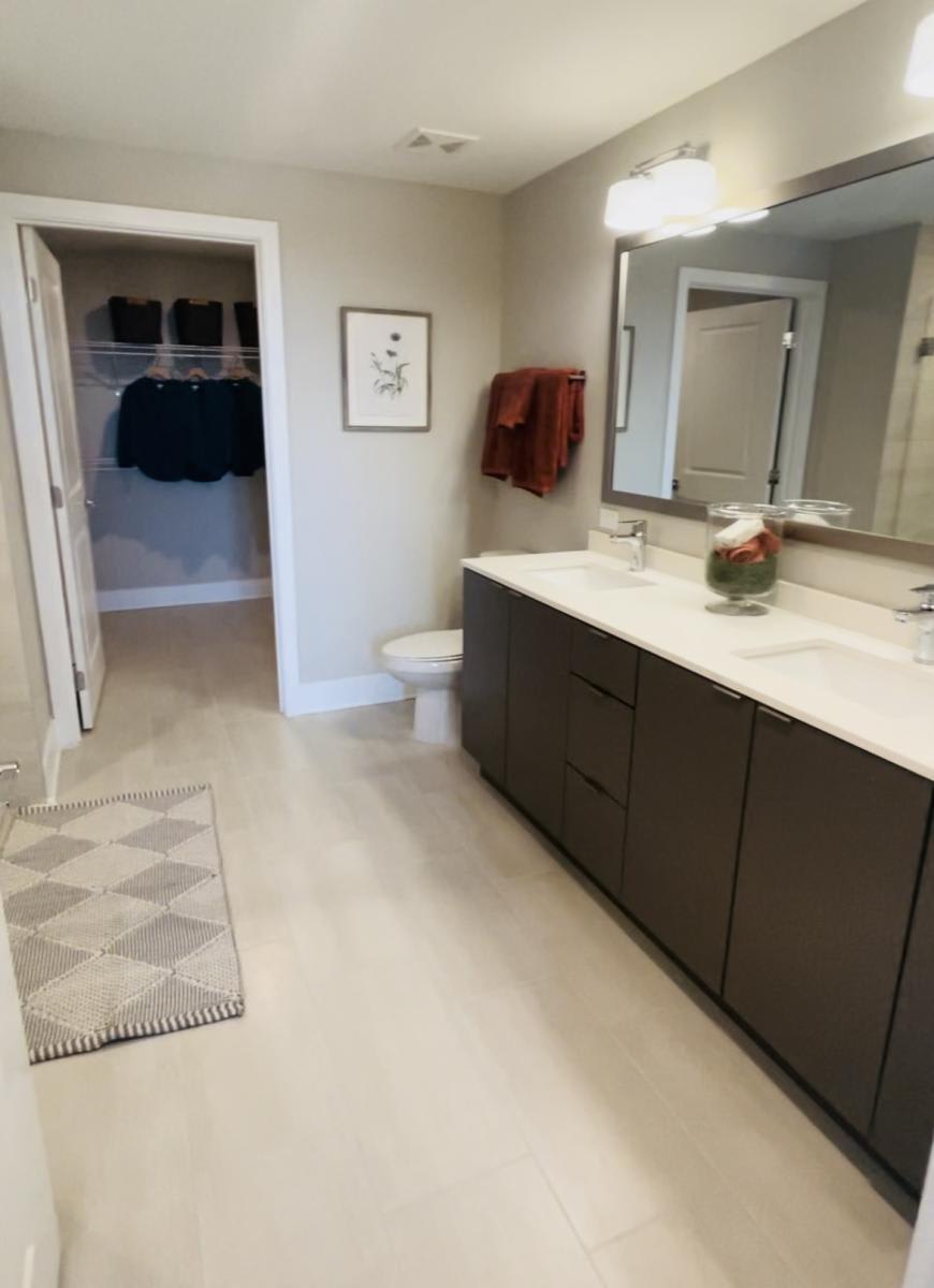 506 S 20th Ave. – photo 2