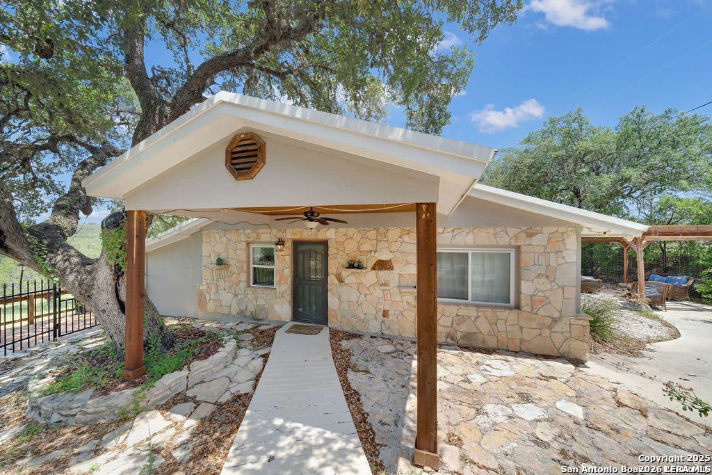 690 Windrush – photo 1