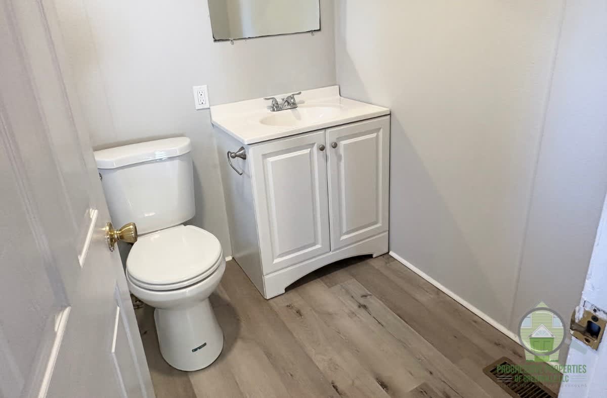 520 Perry Avenue – photo 3