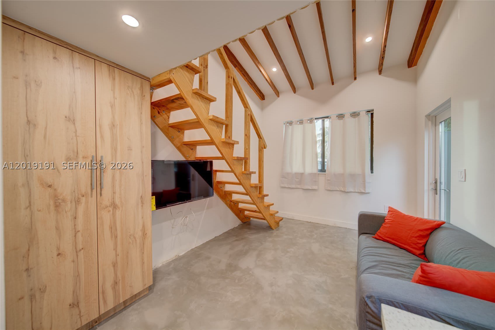 6631 Tamiami Canal Rd – photo 4