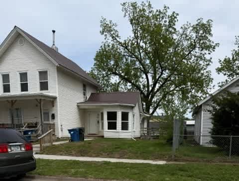 1713 Earl Avenue – photo 2
