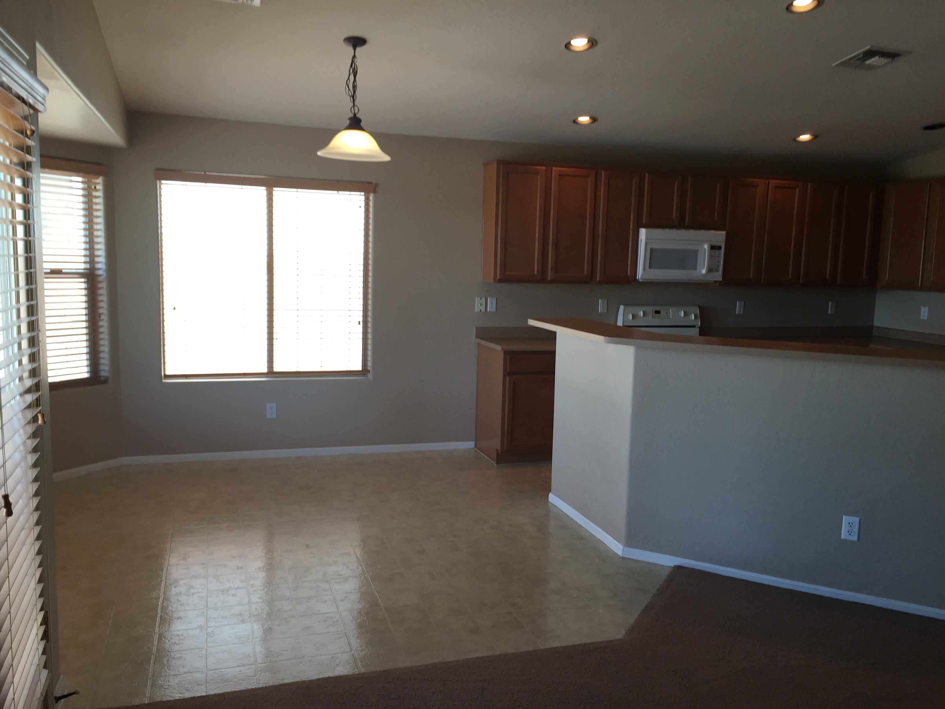 7206 S 58th Ave – photo 5