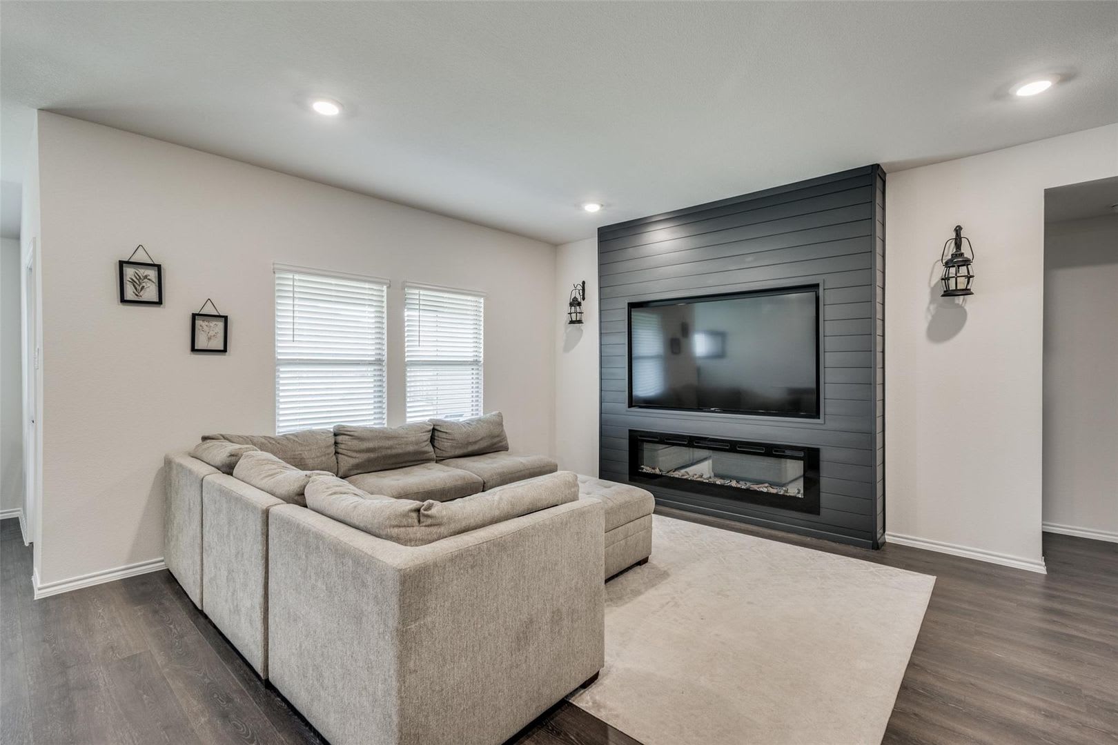 Bright, Open & Efficient—Perfect Home for Modern Living! – photo 4
