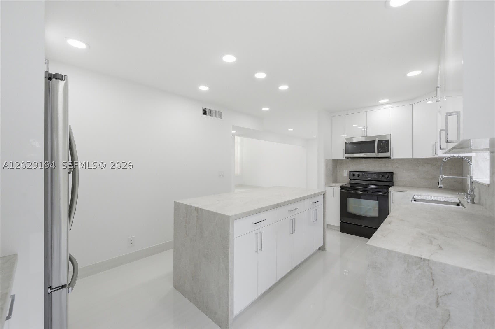22384 Thousand Pines Ln – photo 5