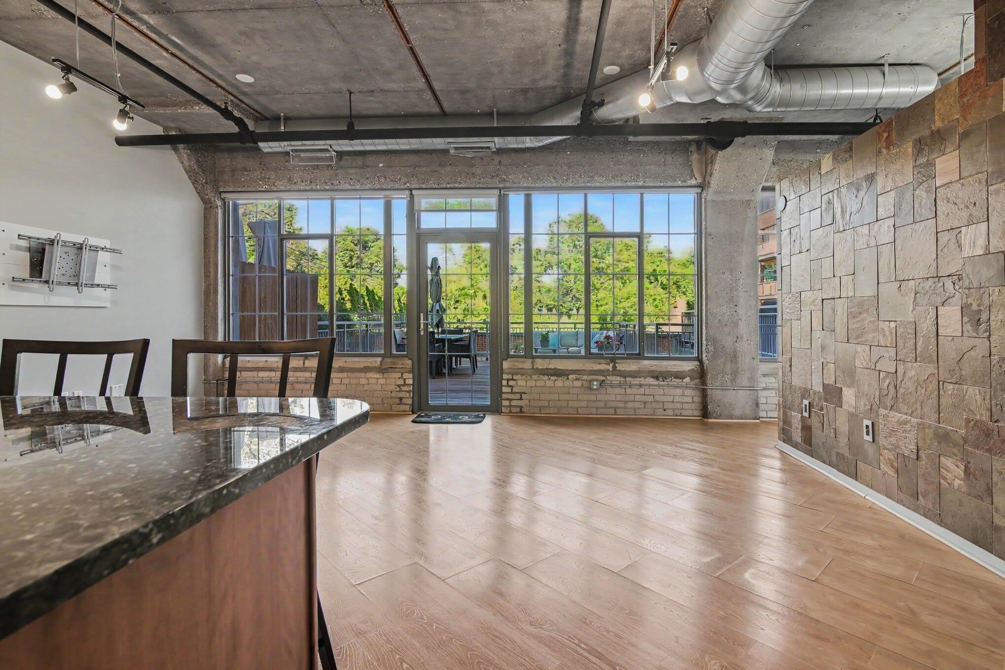 315 2Nd Street – photo 3