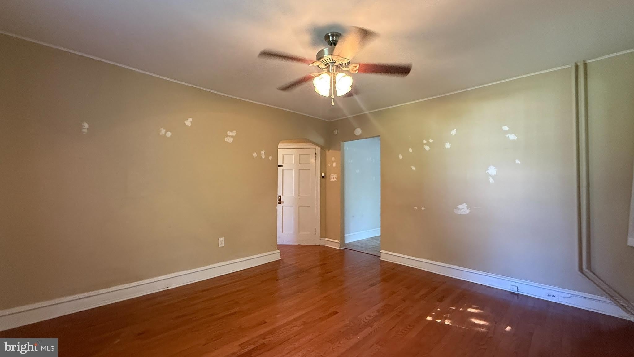 316 GERARD Avenue – photo 2