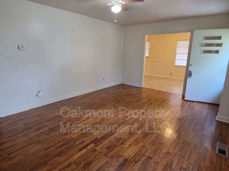 5313 Bayleaf Drive – photo 2