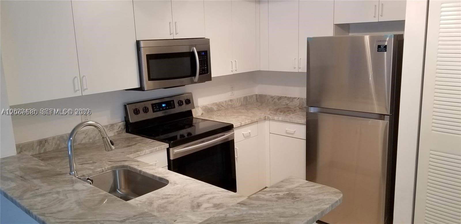 4195 N Haverhill Rd – photo 4