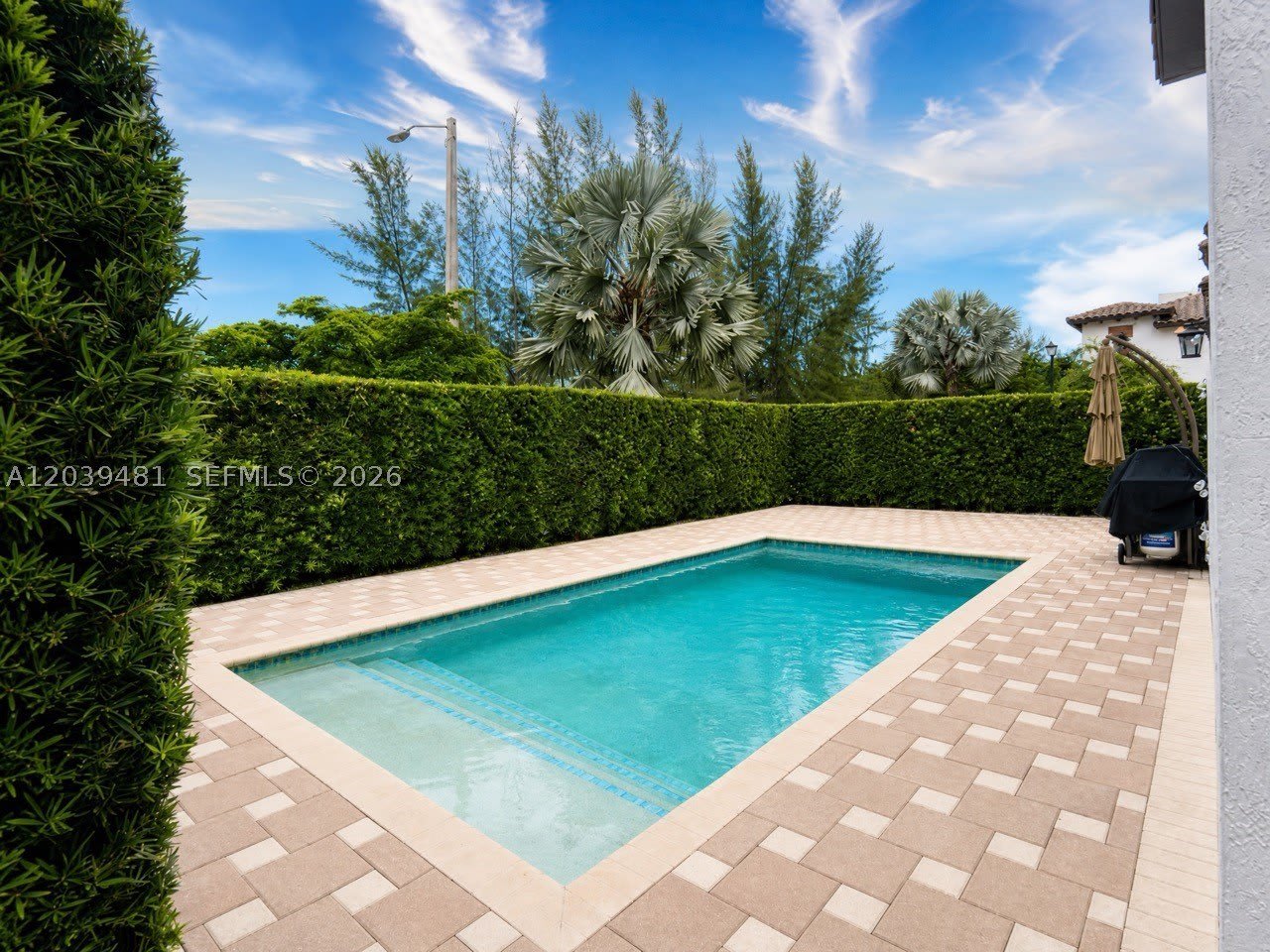 8605 NW 102nd Ct – photo 5