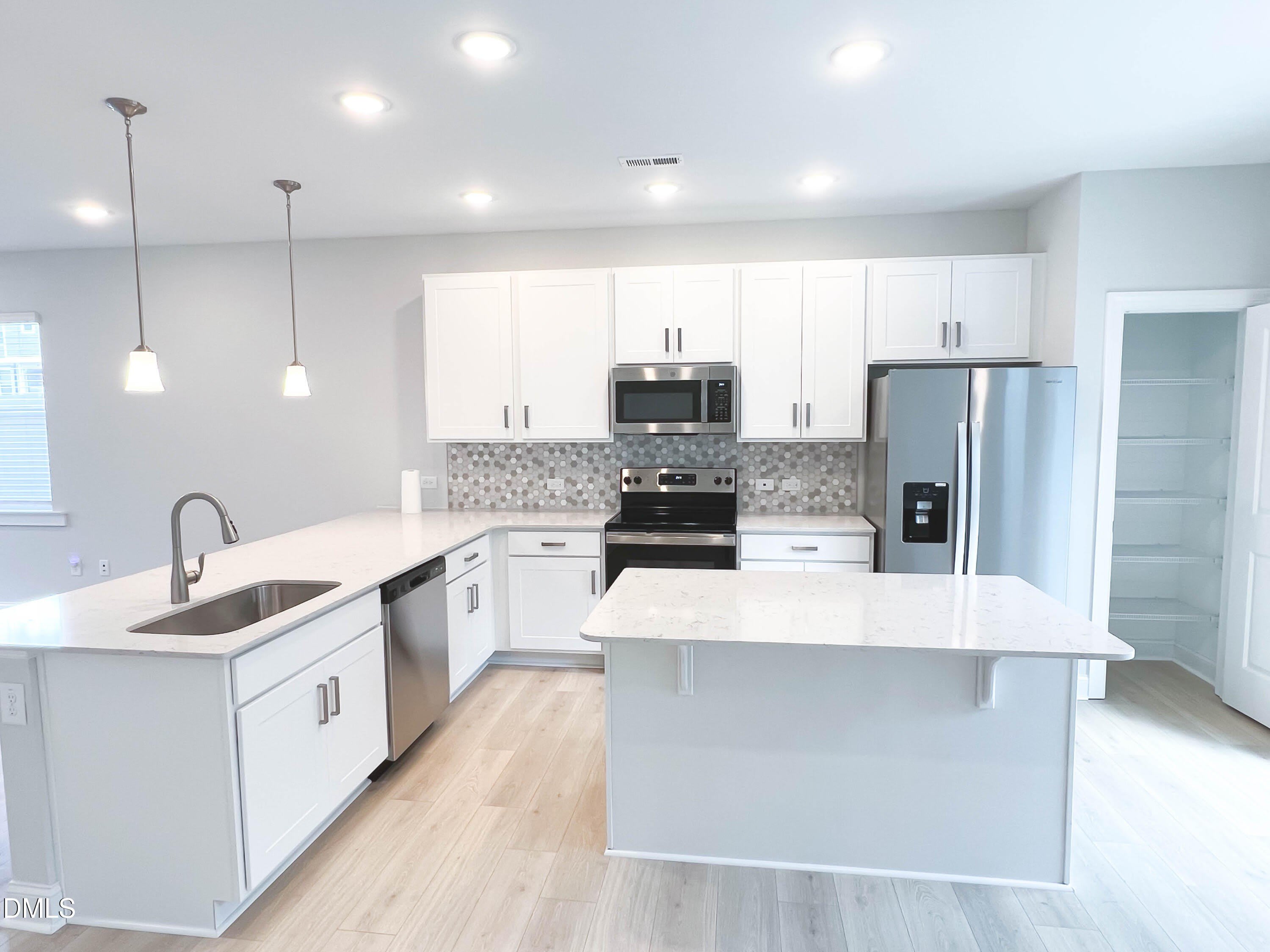 333 Old Grove Lane – photo 5