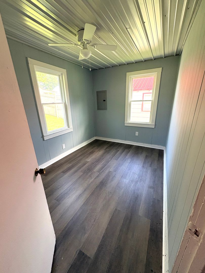 Charming 3BR Rental Close to Downtown Glasgow! – photo 5