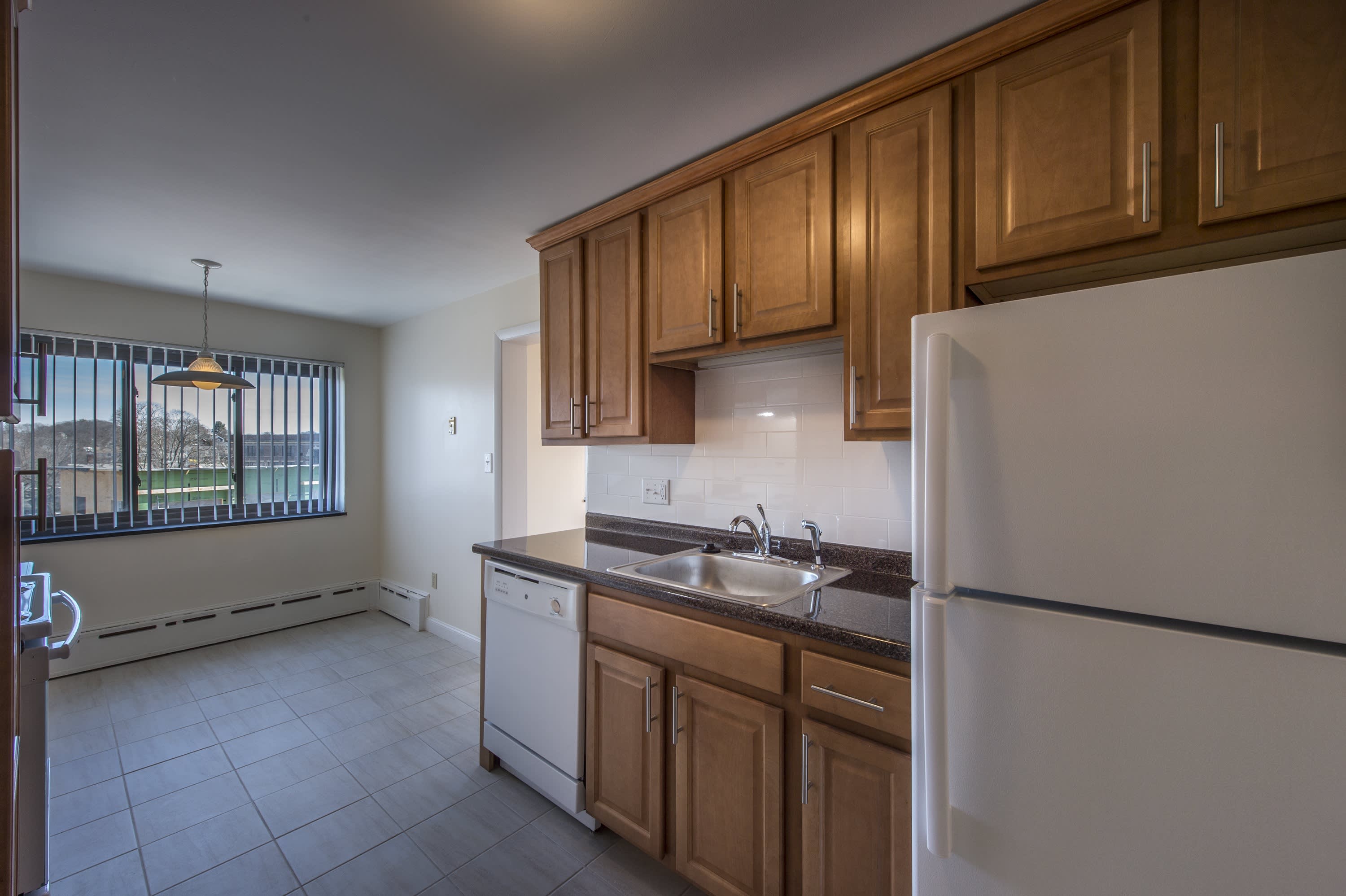 898 Massachusetts Avenue Apartments – photo 5