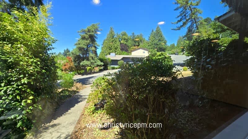 13709 SE 23rd St – photo 2
