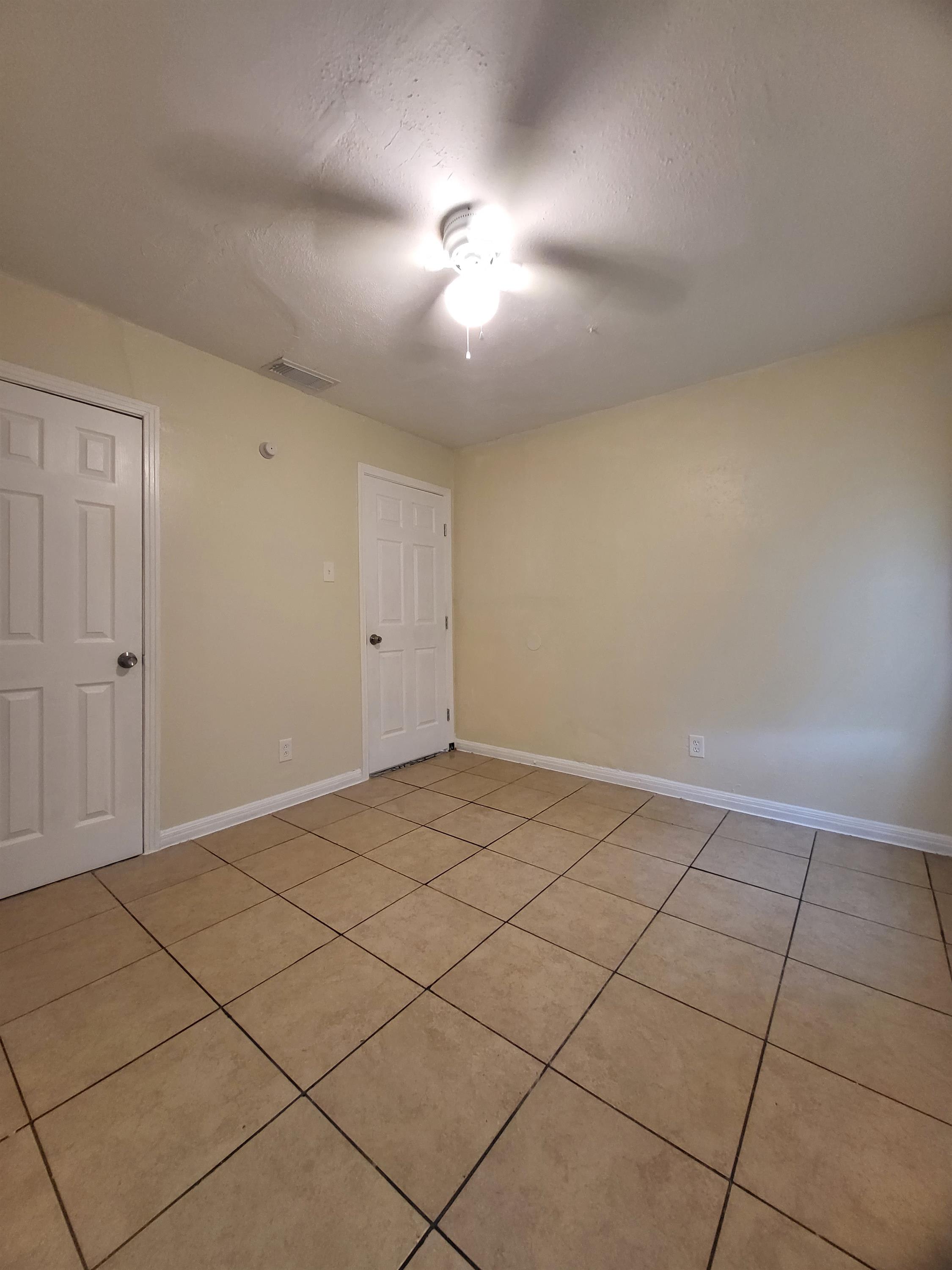 1112 Williamson Drive – photo 4