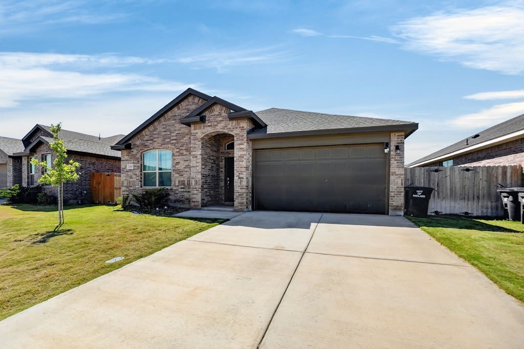 2209 Beaufort Dr. – photo 3