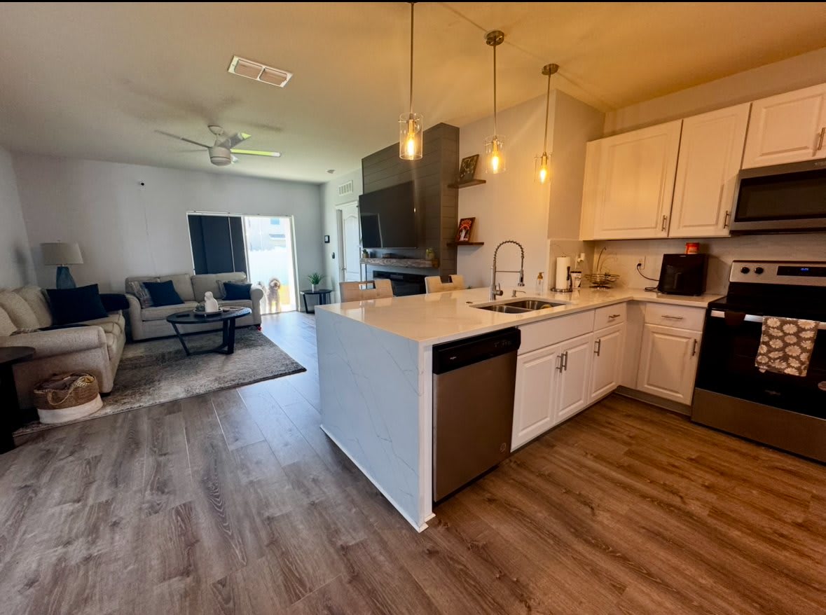 1567 Barberry Dr – photo 4